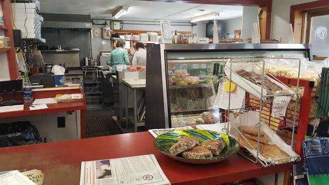 Kringle's Pizza & Country Store